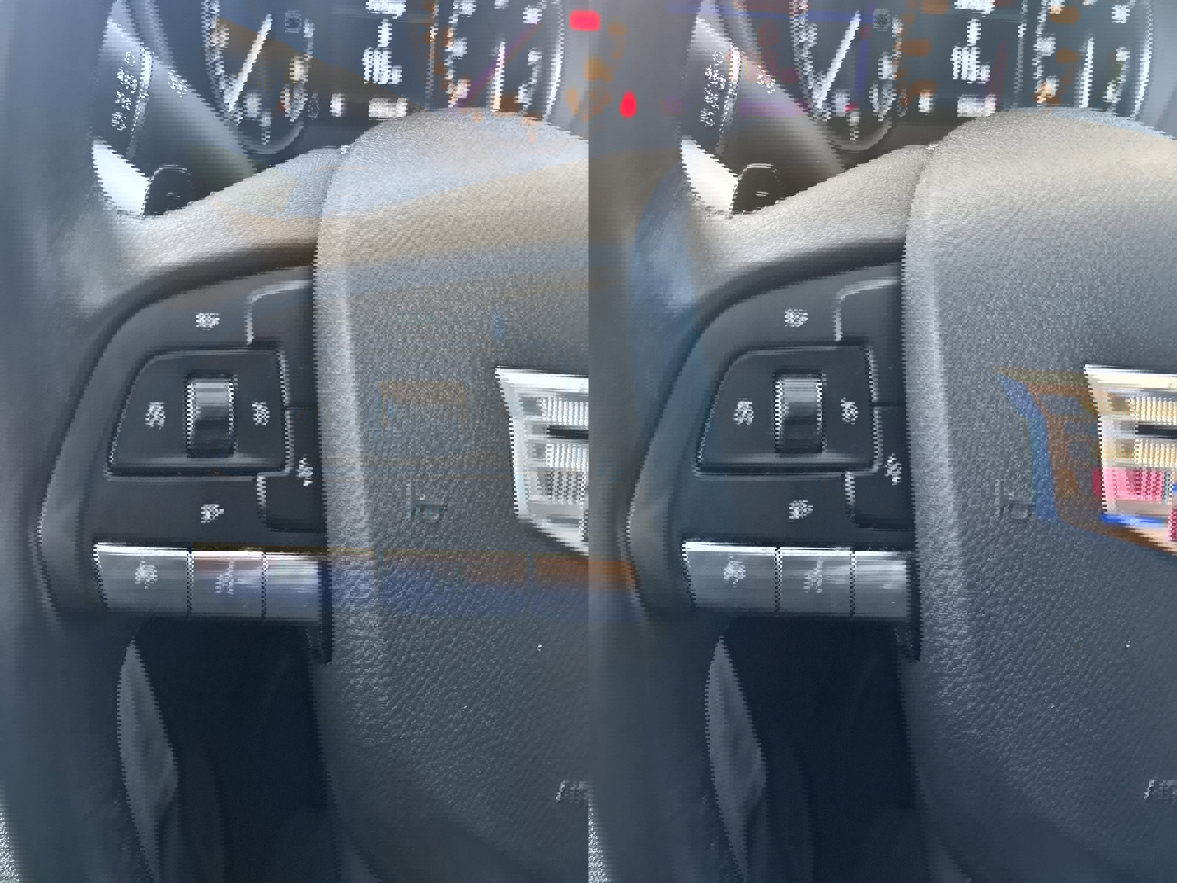 Used 2020 Cadillac XT4 Premium Luxury image 28