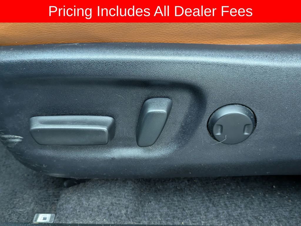 Used 2018 Toyota RAV4 SE w/ Power Extra Value Package FWD image 21