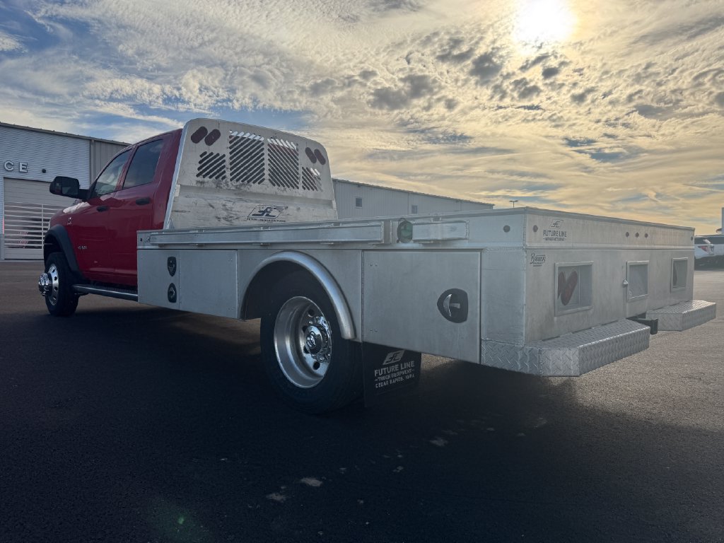 Used 2021 RAM 5500 Tradesman w/ Chrome Appearance Group AWD/4WD image 7