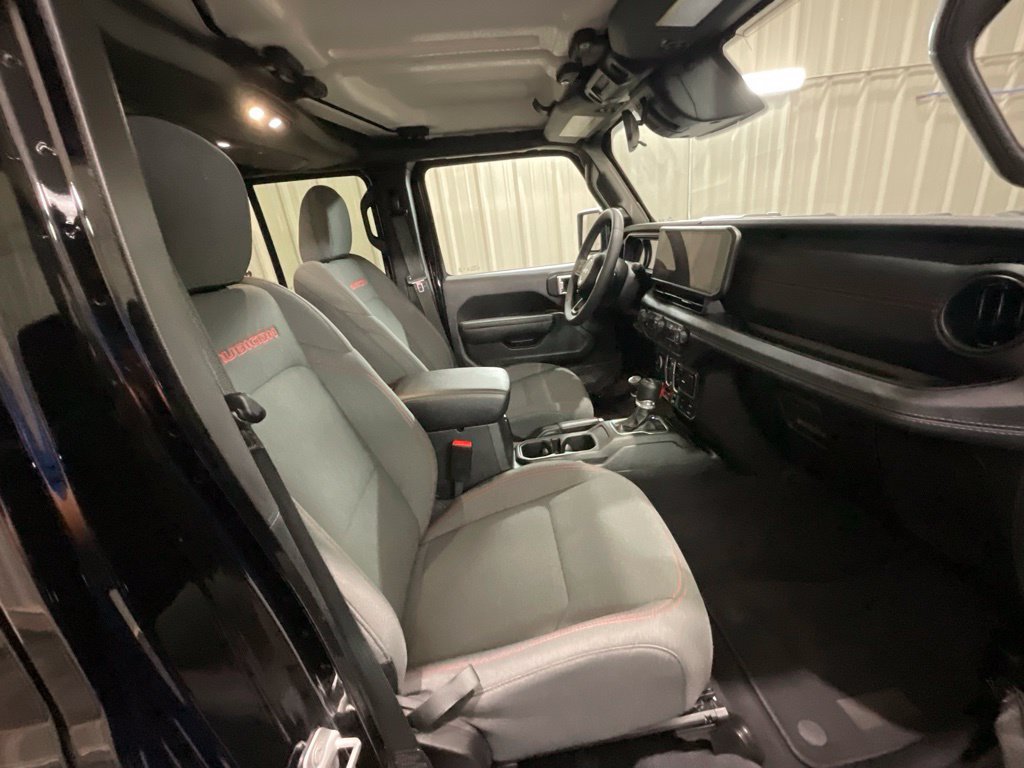 Used 2026 Jeep Wrangler Unlimited Rubicon AWD/4WD image 13