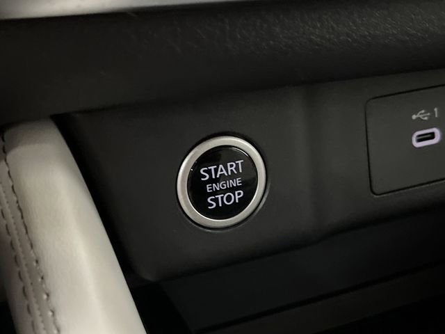 Used 2023 Nissan Rogue SL w/ SL Premium Package image 24