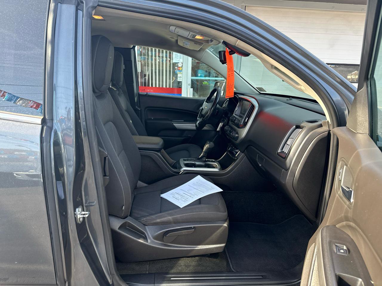 Used 2016 Chevrolet Colorado LT w/ LT Convenience Package image 26