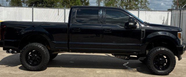 Used 2019 Ford F250 Lariat w/ Chrome Package AWD/4WD image 2