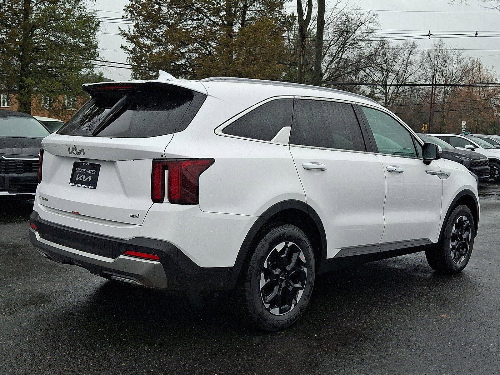 New 2026 Kia Sorento S image 4