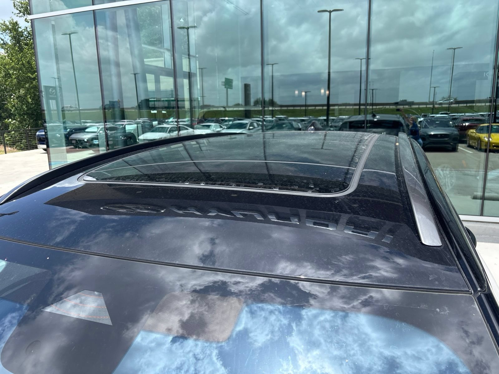 Used 2025 Lincoln Nautilus Reserve AWD/4WD image 12