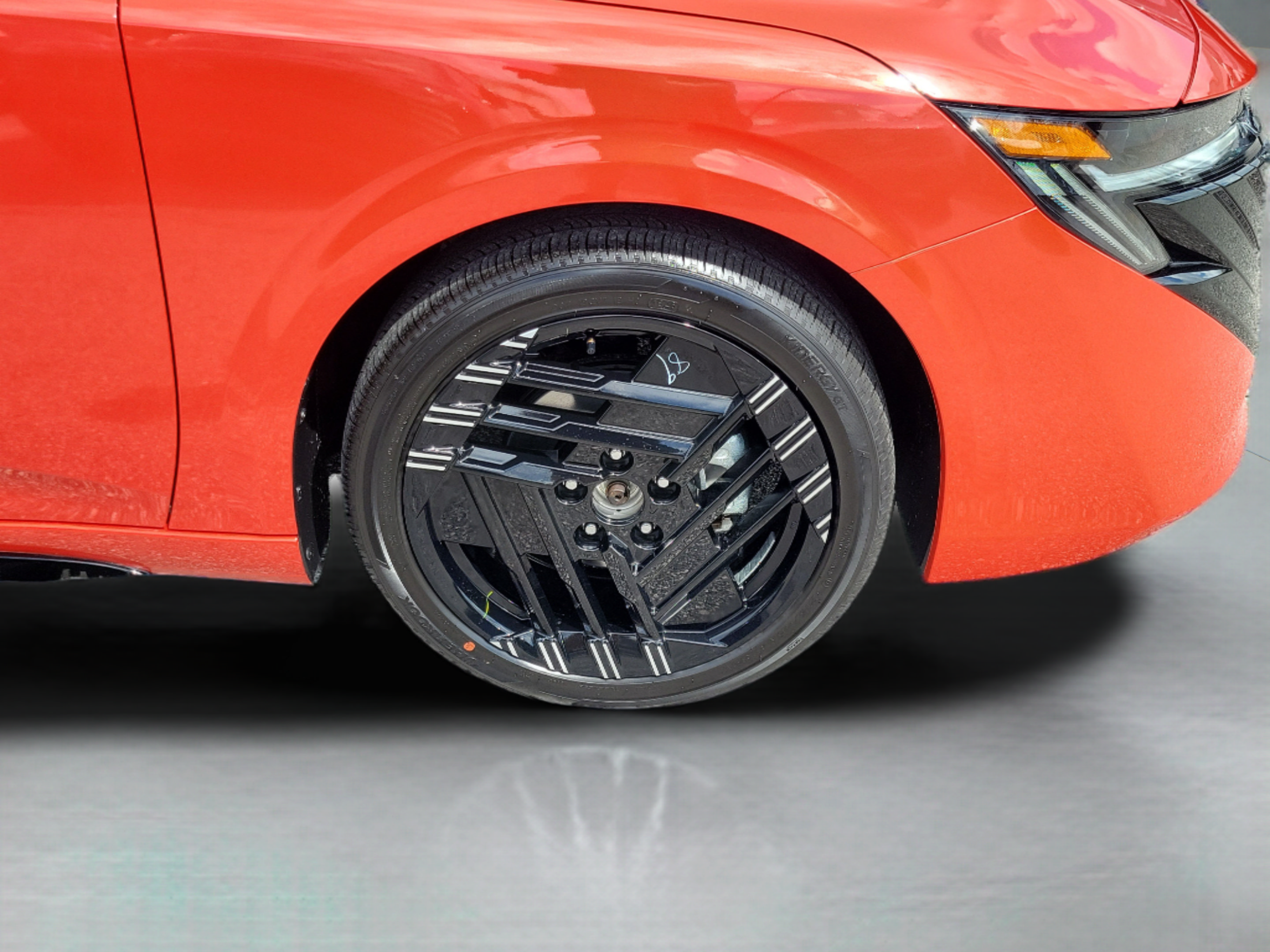 New 2027 Nissan Sentra SR w/ SR Premium Package FWD image 30