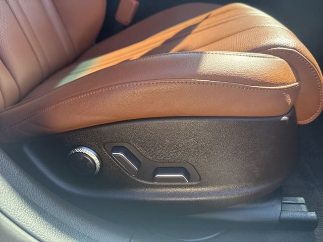 Used 2022 Genesis G80 2.5T w/ Advanced Package AWD/4WD image 23