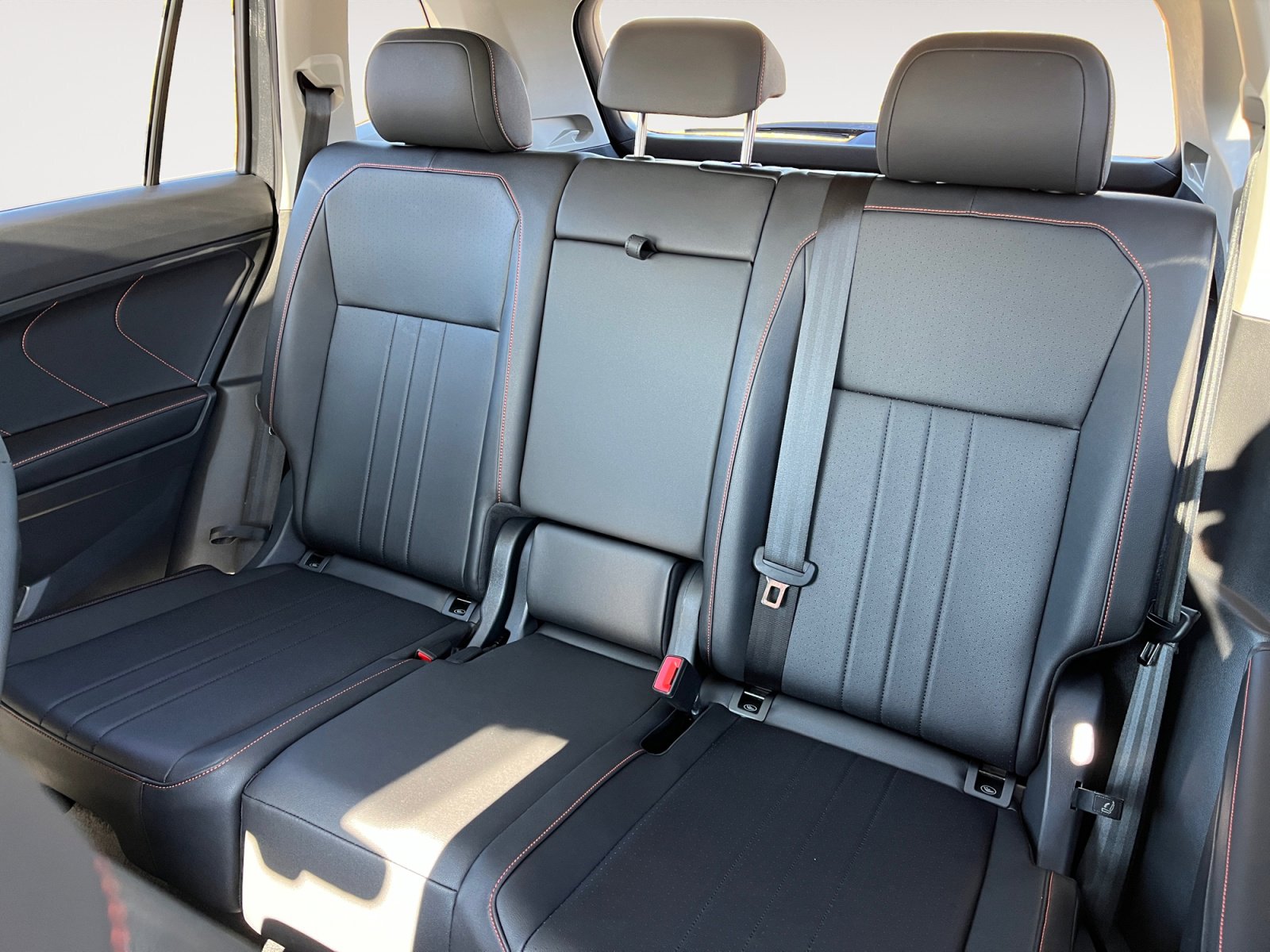 Certified 2024 Volkswagen Tiguan Wolfsburg Edition image 14