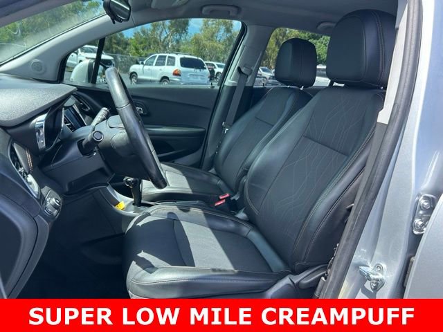 Used 2021 Chevrolet Trax LT w/ Sport Edition image 14