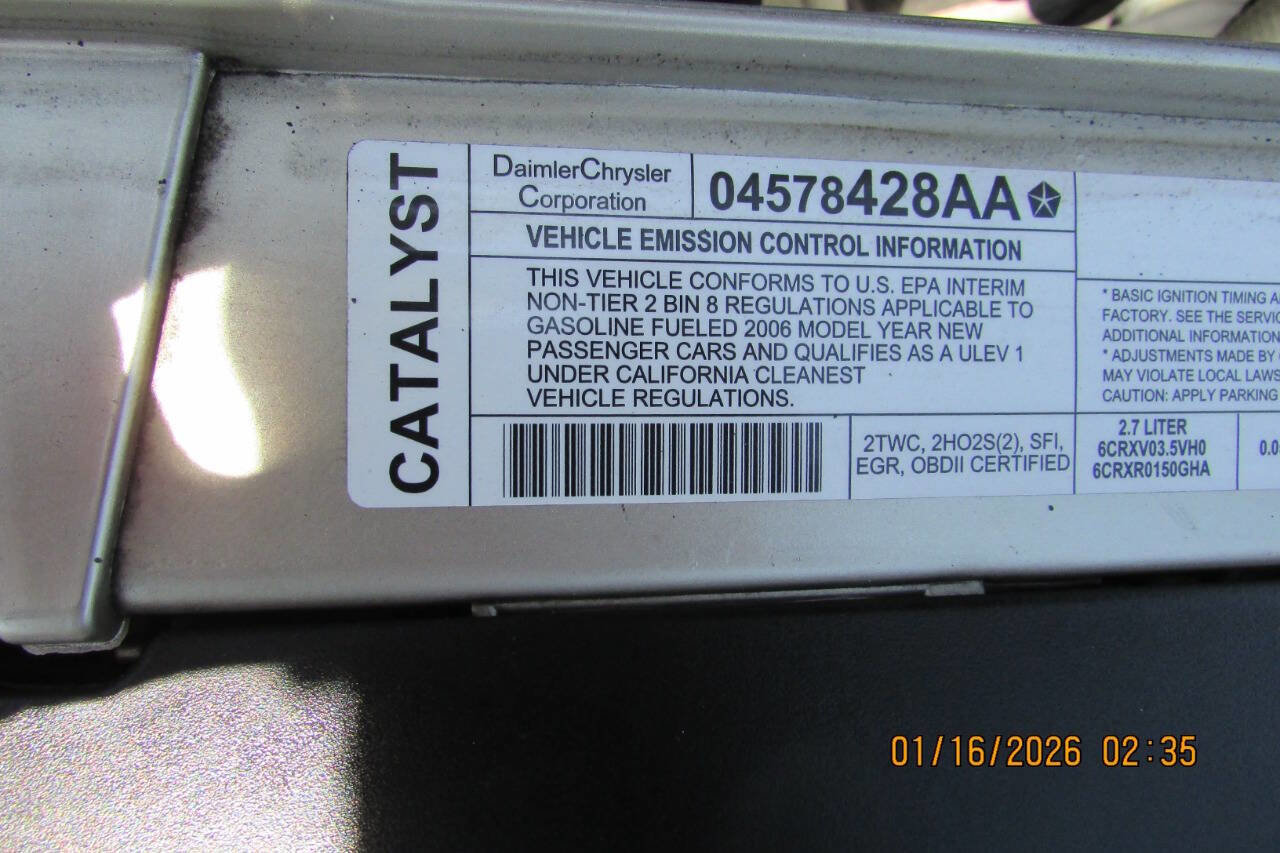 Used 2006 Chrysler 300 w/ Sound Group image 25