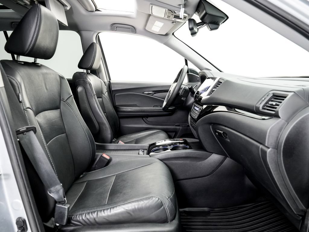 Used 2018 Honda Pilot Elite image 22