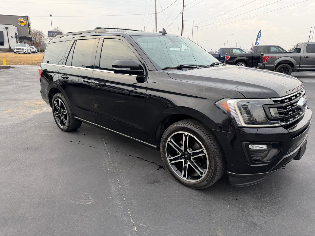 Used 2019 Ford Expedition Limited w/ Equipment Group 303A image 3