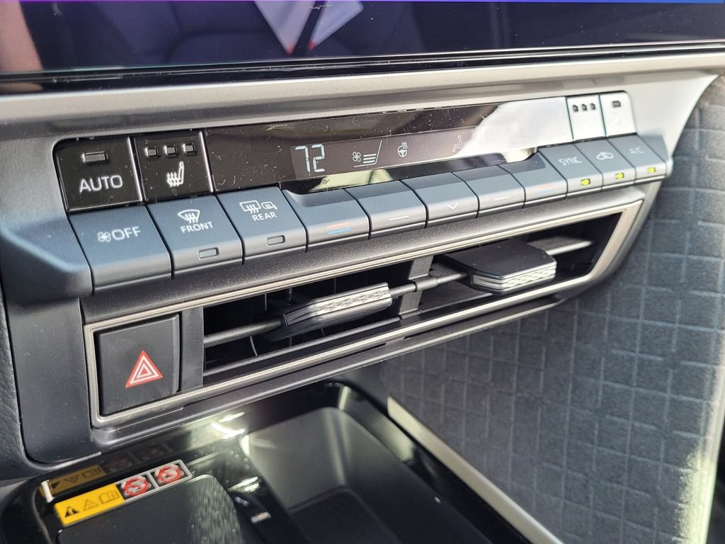 New 2026 Toyota Camry XLE AWD/4WD image 19
