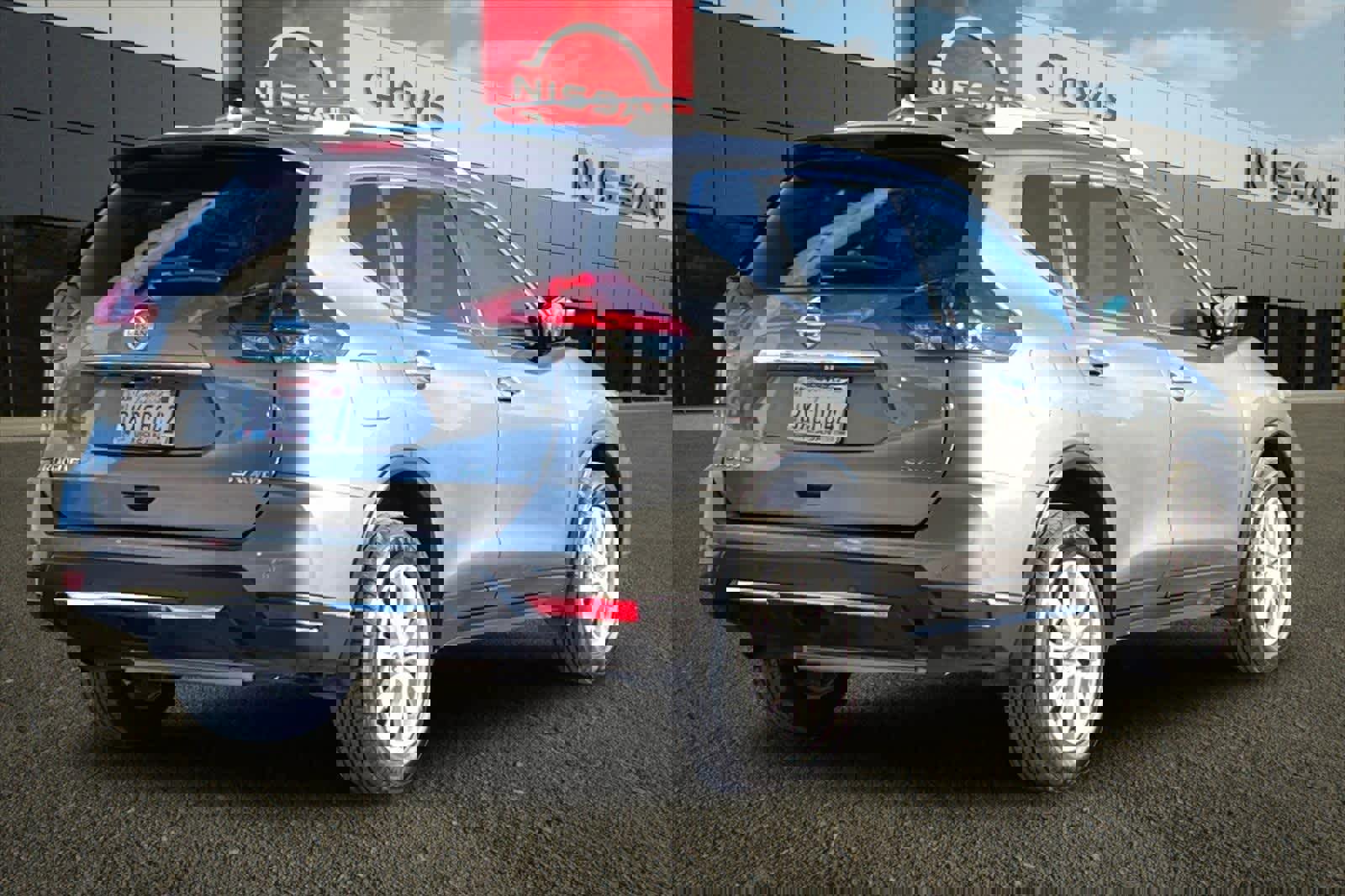 Used 2020 Nissan Rogue SV image 3