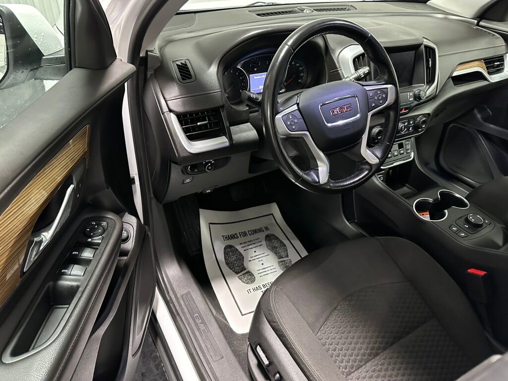 Used 2019 GMC Terrain SLE w/ Driver Convenience Package FWD image 6