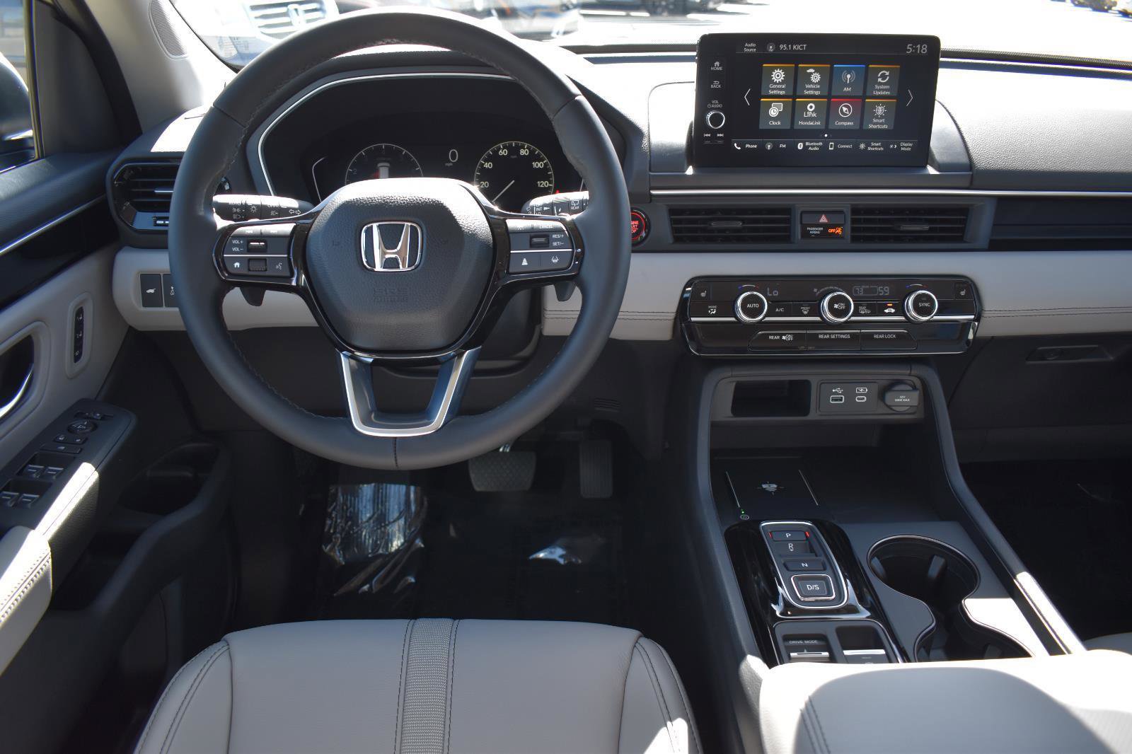 New 2025 Honda Pilot EX-L image 21