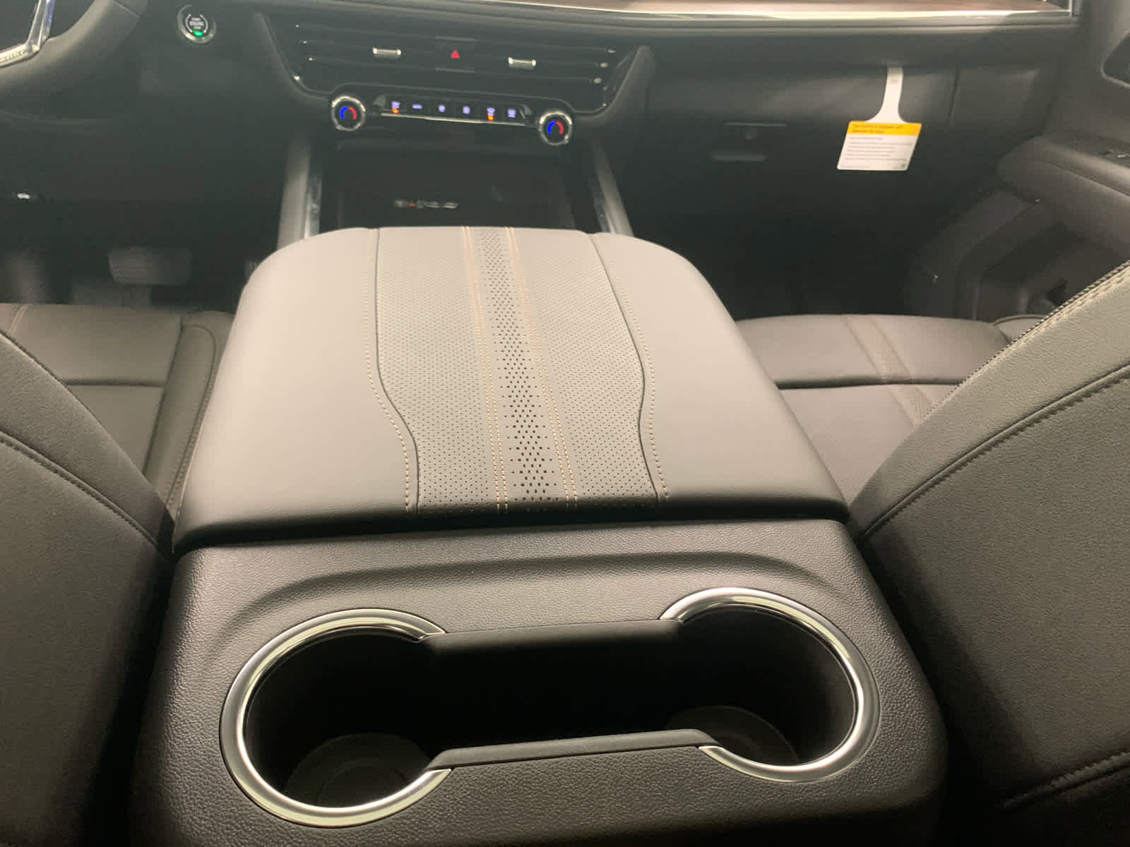 New 2026 Chevrolet Suburban High Country w/ LPO, Illumination Package image 19