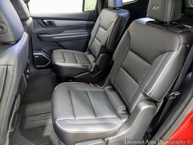 New 2025 Buick Enclave Sport Touring w/ LPO, Floor Liner Package image 9