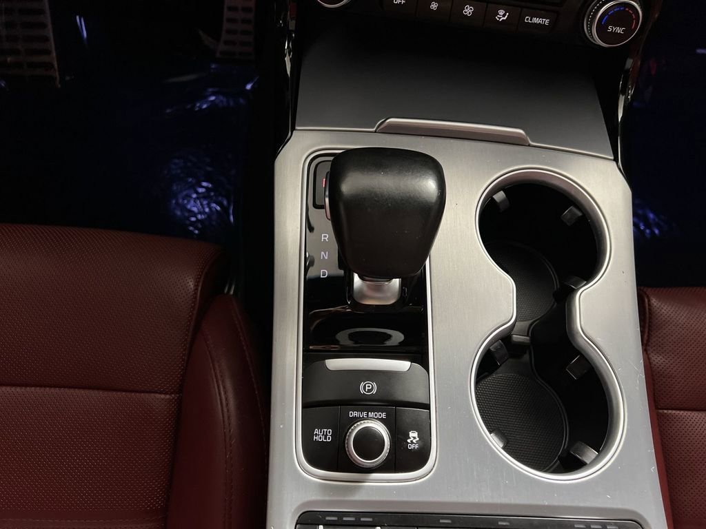 Used 2018 Kia Stinger GT2 image 22