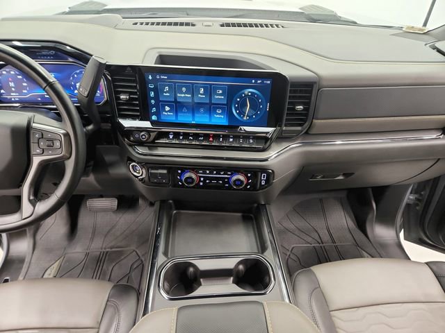 Used 2025 Chevrolet Silverado 2500 ZR2 w/ Technology Package image 24