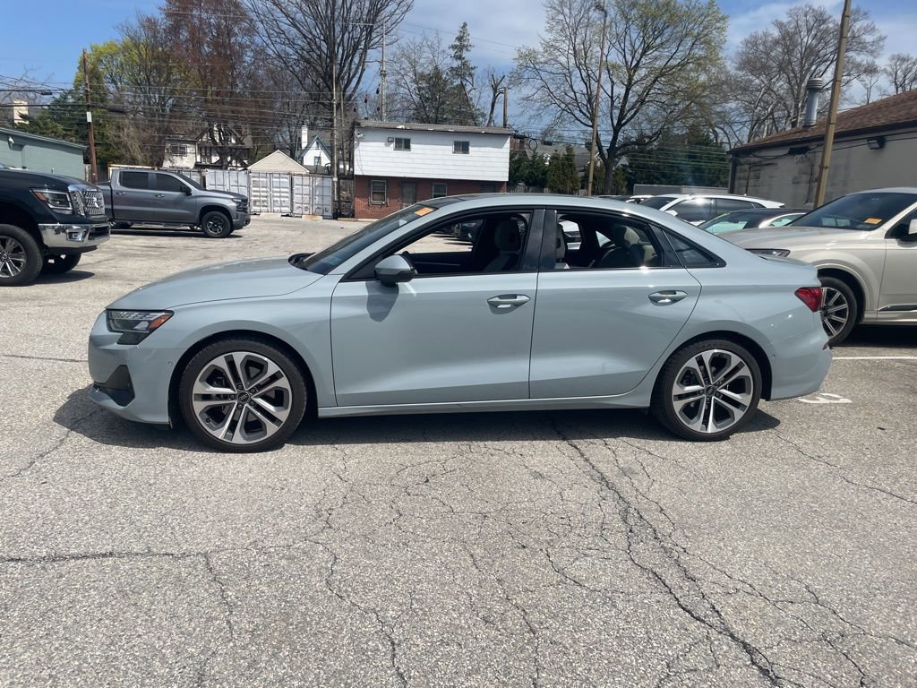 Used 2025 Audi A3 2.0T Premium Plus w/ Premium Plus Package image 2