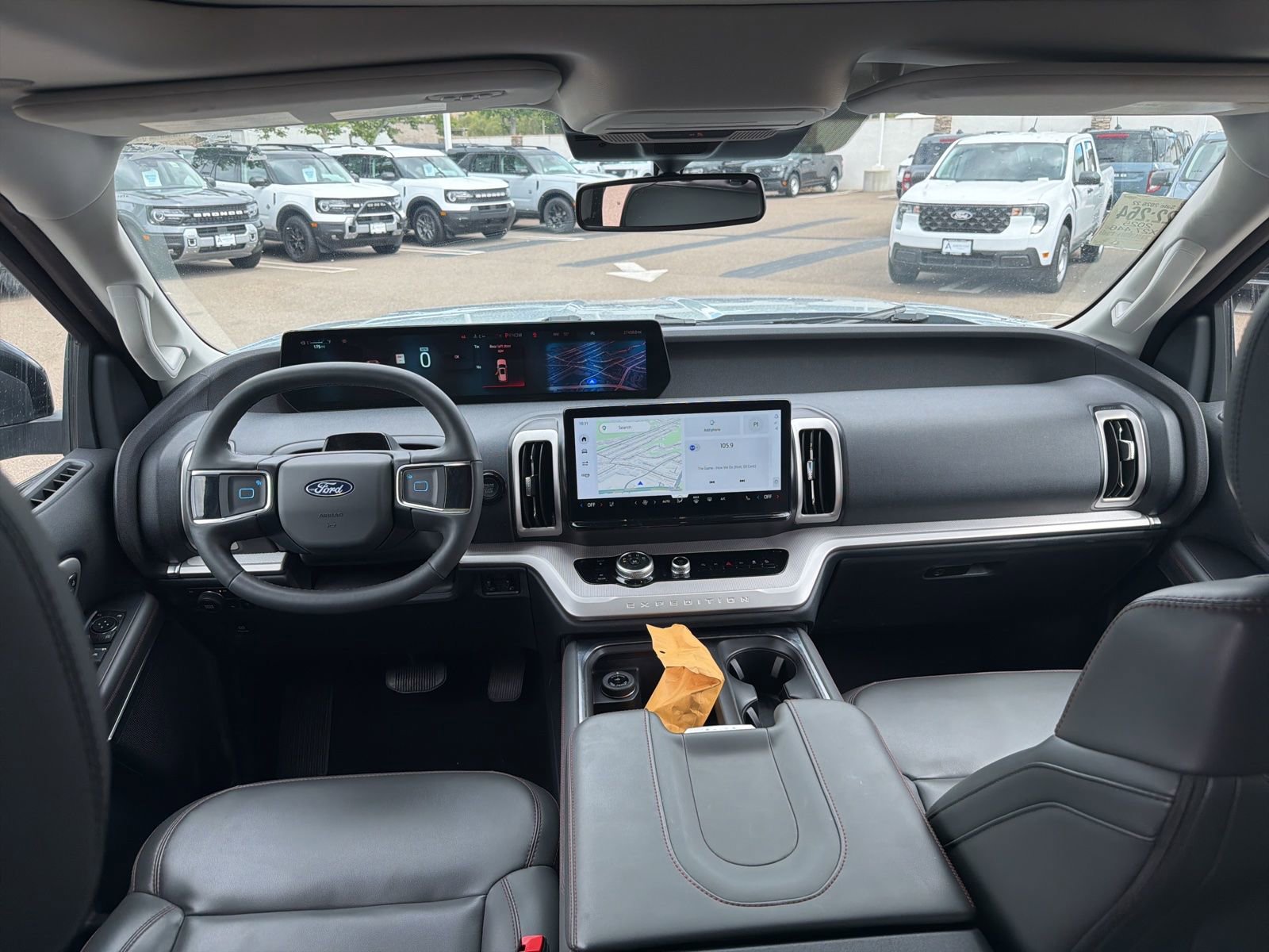 Used 2025 Ford Expedition Active AWD/4WD image 16