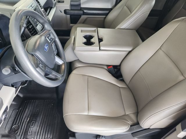 Used 2022 Ford F250 XL w/ Power Equipment Group RWD image 4