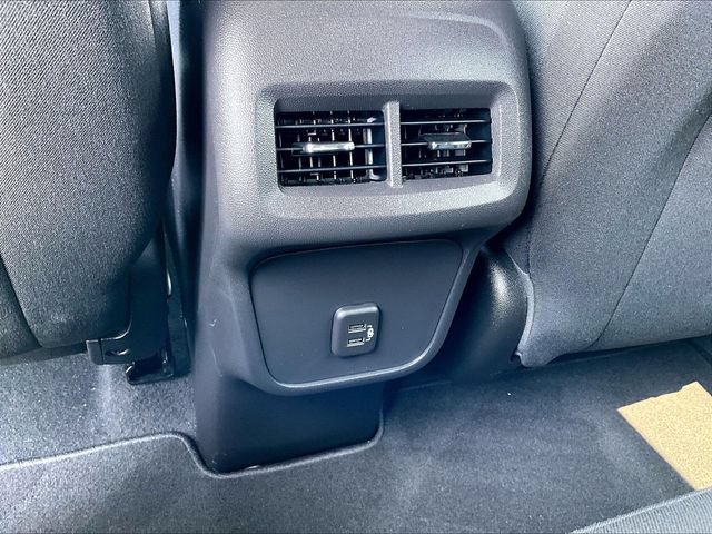 Used 2021 Chevrolet Equinox LT FWD image 28