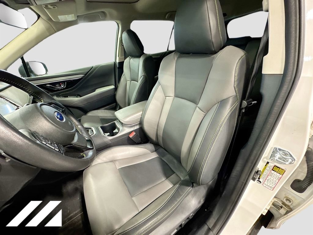 Certified 2025 Subaru Outback Onyx Edition XT AWD/4WD image 22