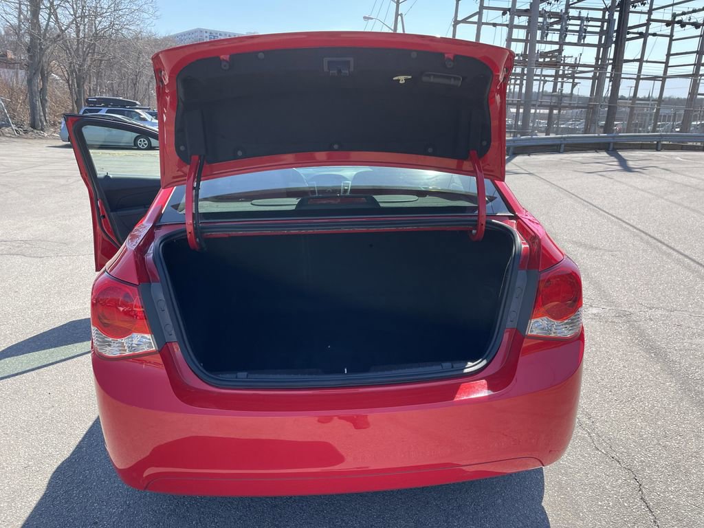 Used 2014 Chevrolet Cruze LT w/ All-Star Edition image 13