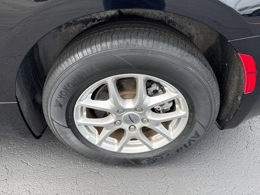Used 2024 Chrysler Pacifica Touring-L FWD image 25