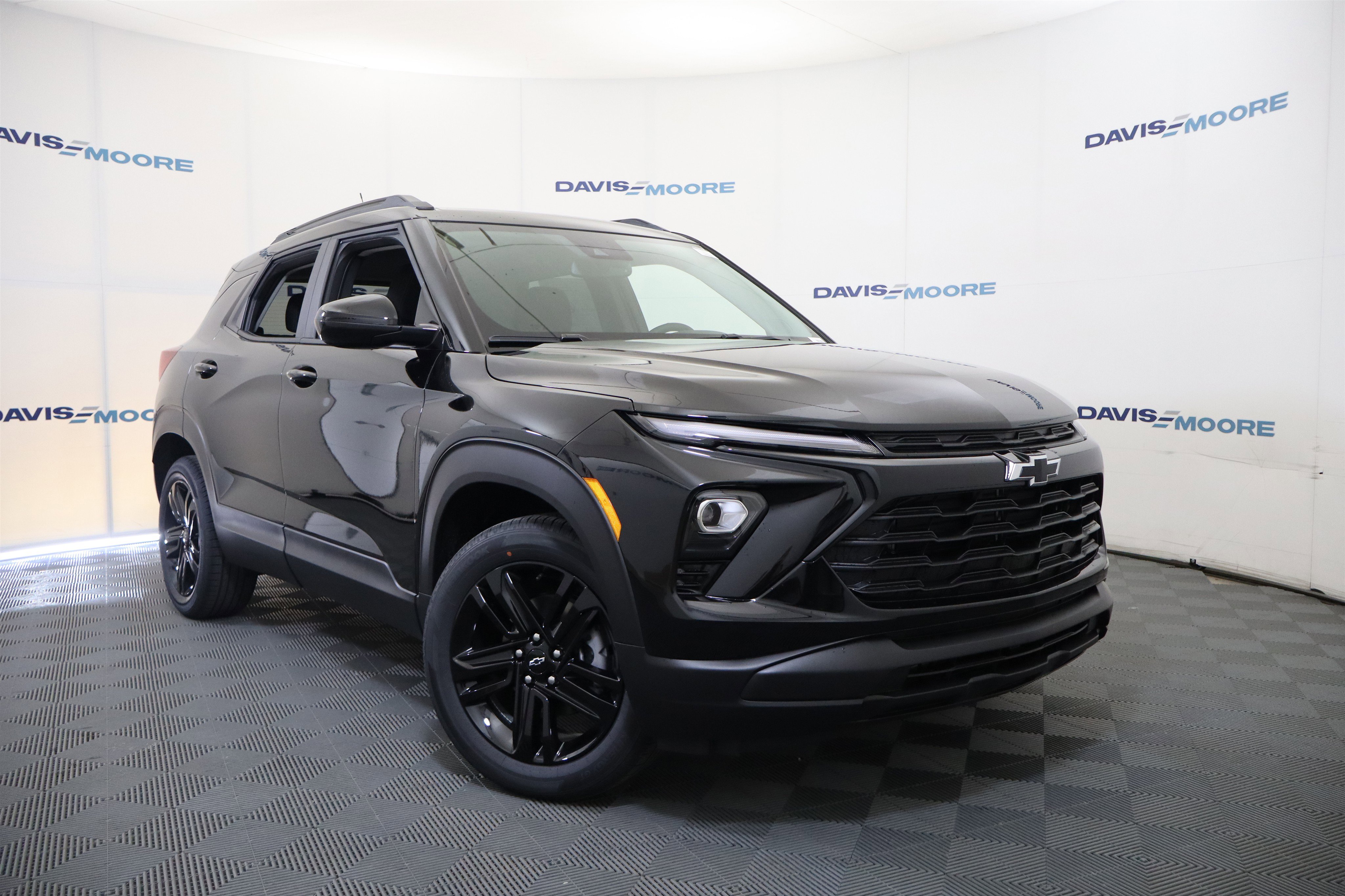 New 2026 Chevrolet TrailBlazer LT w/ Convenience Package AWD/4WD image 2