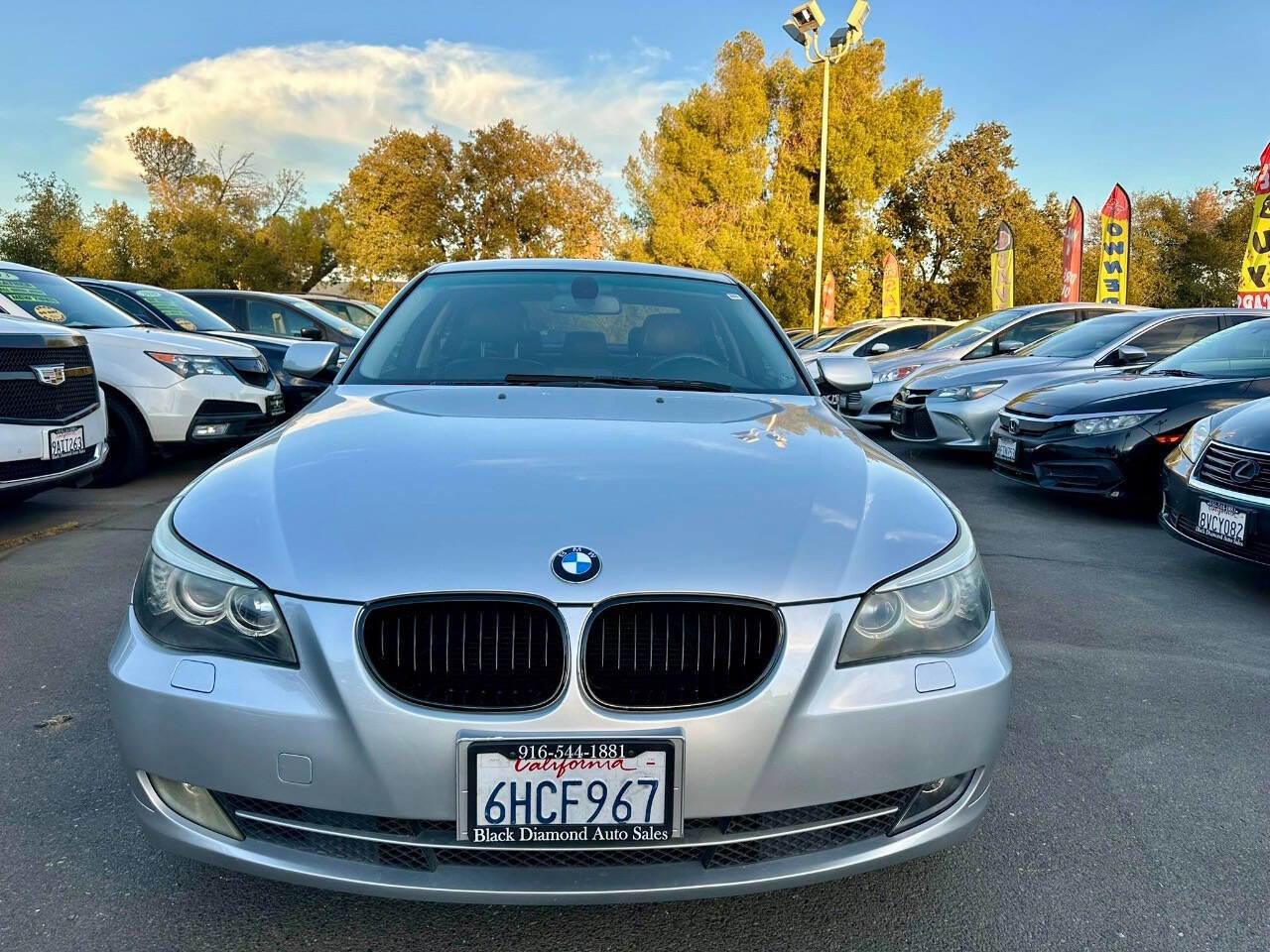 Used 2009 BMW 528i xDrive Sedan image 2