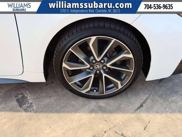 Used 2021 Toyota Corolla SE w/ SE Premium Package FWD image 40