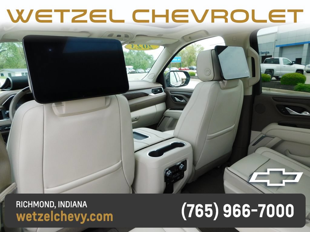 Used 2023 GMC Yukon XL Denali w/ Denali Reserve Package AWD/4WD image 39