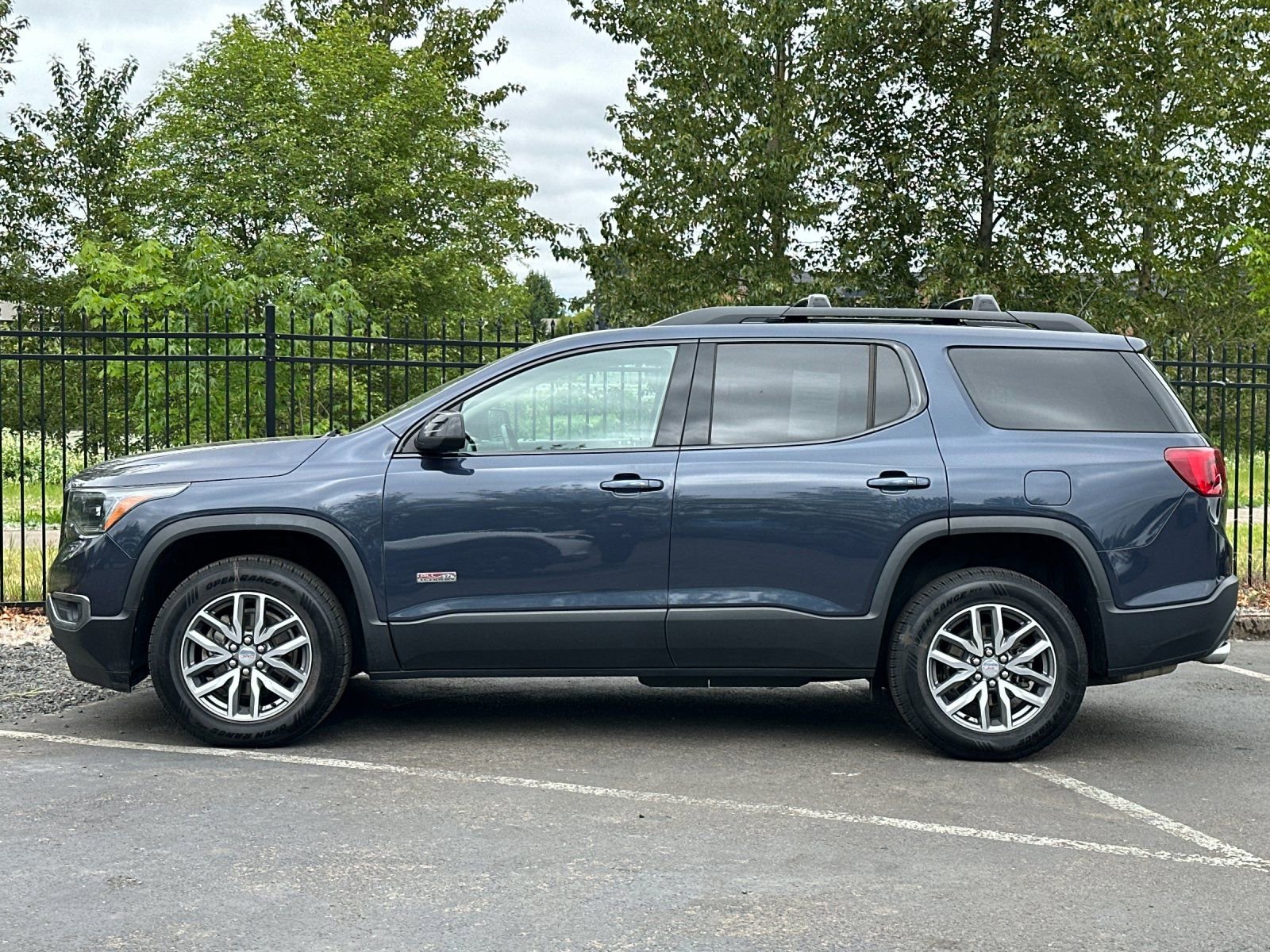 Used 2019 GMC Acadia SLE w/ Driver Alert Package I AWD/4WD image 7