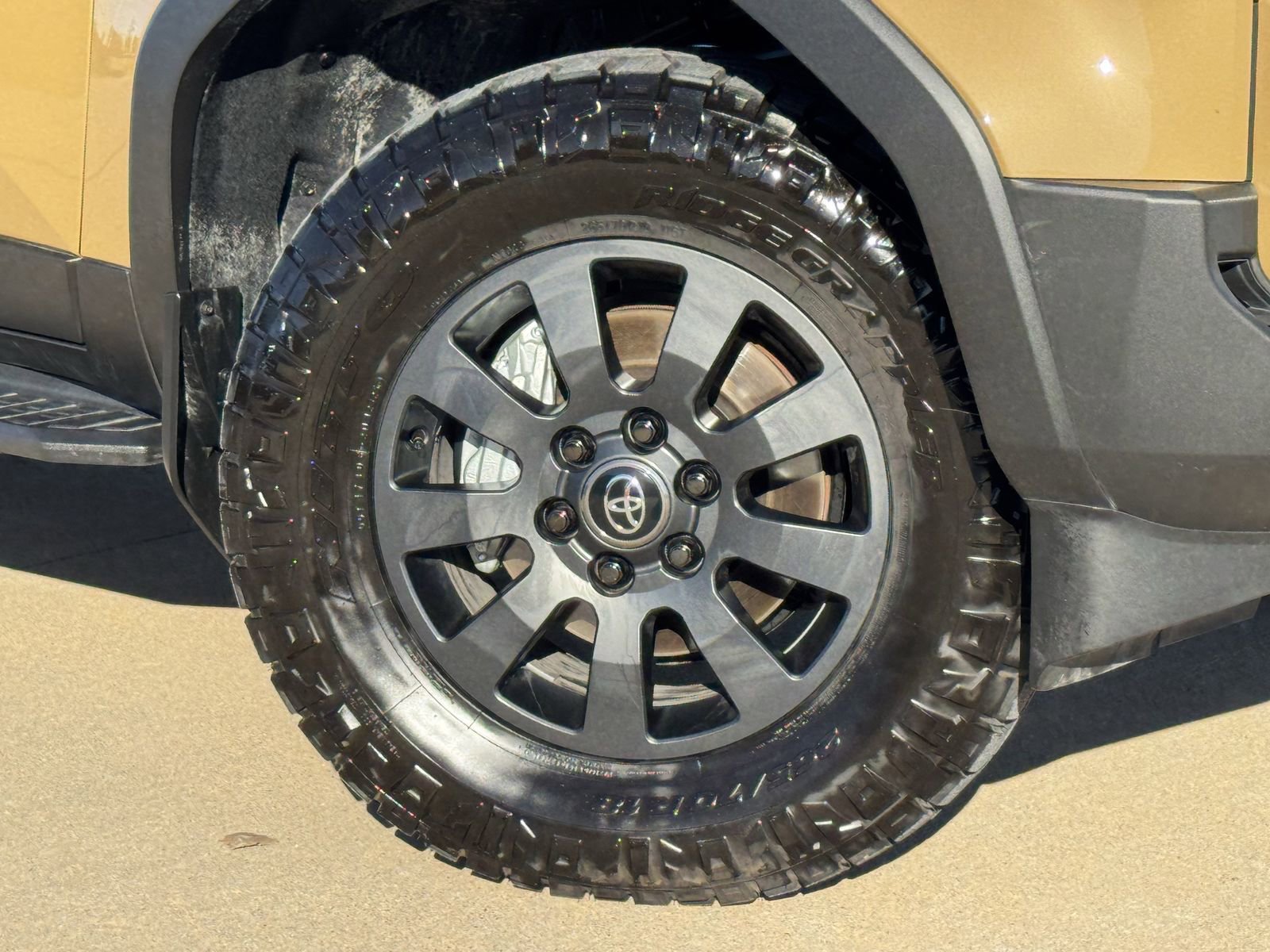 Used 2025 Toyota Land Cruiser image 36