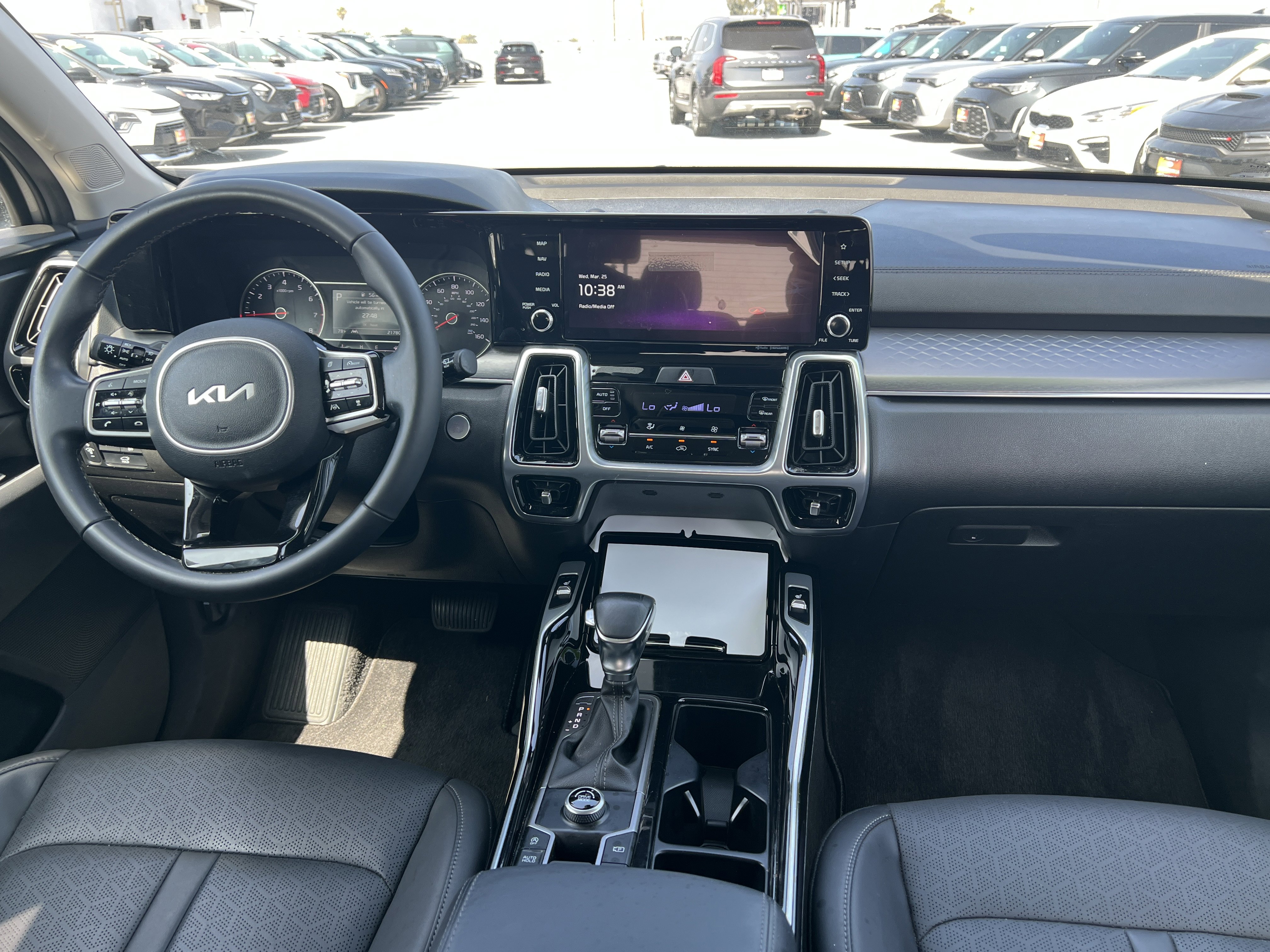 Certified 2022 Kia Sorento SX image 22