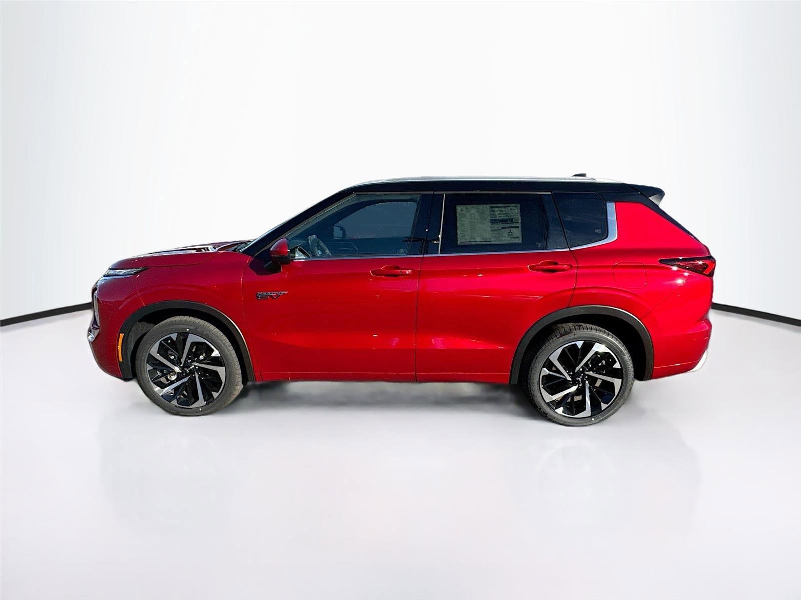 New 2025 Mitsubishi Outlander SEL image 4