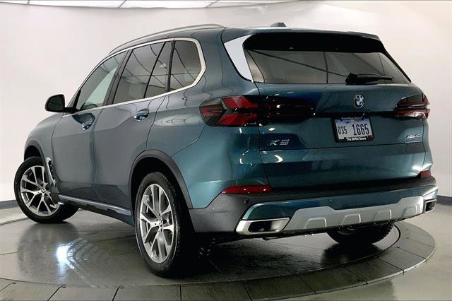 New 2026 BMW X5 xDrive40i w/ Premium Package image 2