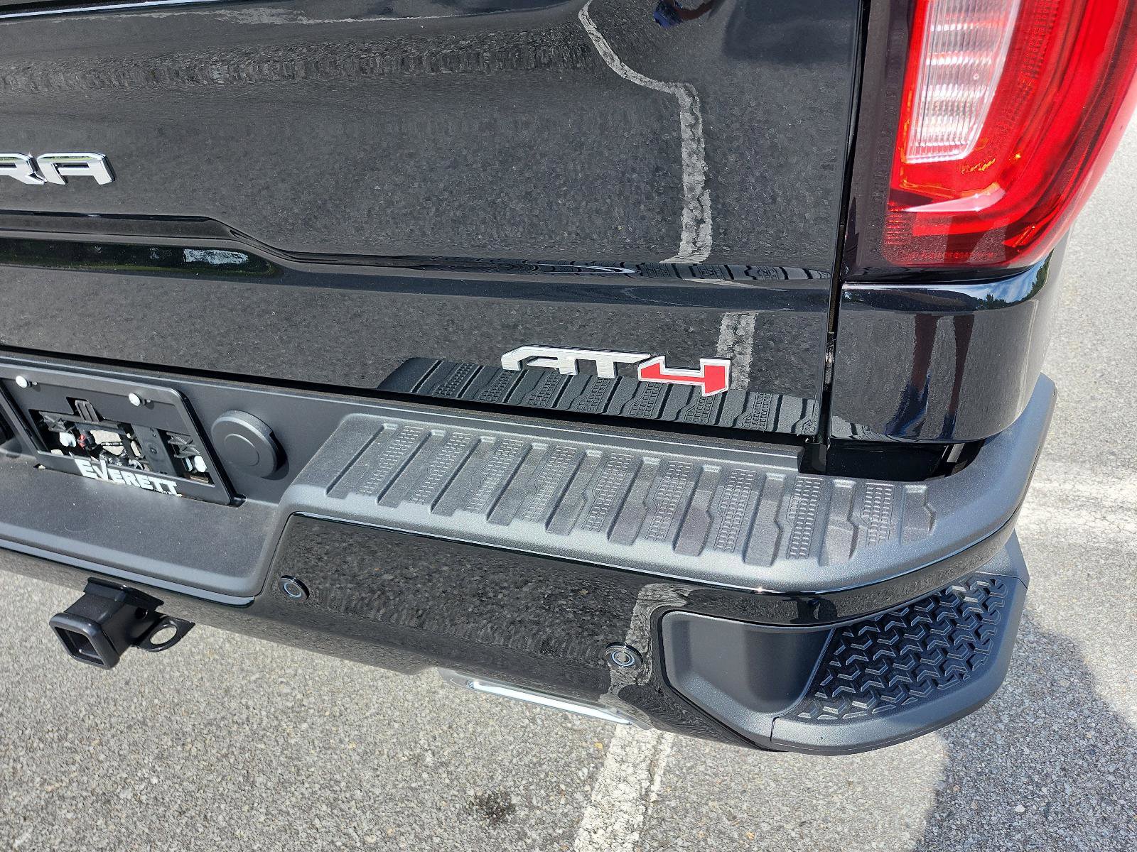New 2026 GMC Sierra 1500 AT4 w/ AT4 Premium Package image 4