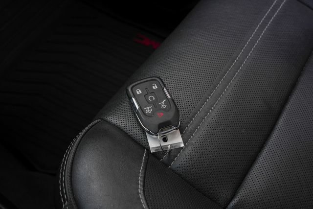 Used 2020 GMC Yukon Denali RWD image 49