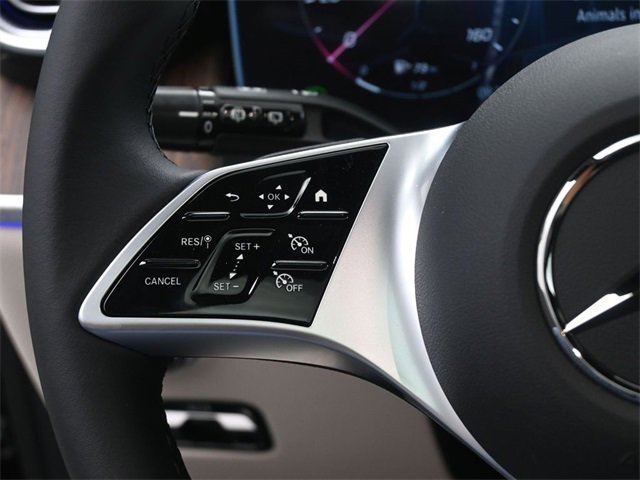 New 2025 Mercedes-Benz GLC 300 image 2