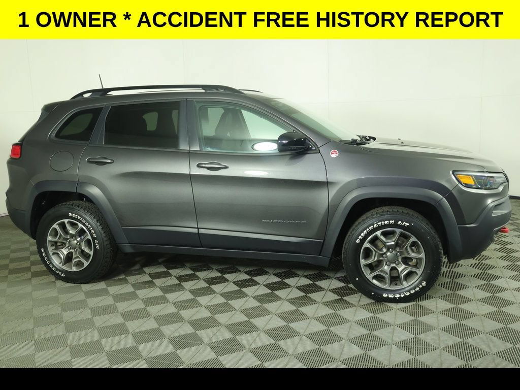 Used 2022 Jeep Cherokee Trailhawk w/ Premium Leather Package AWD/4WD image 2