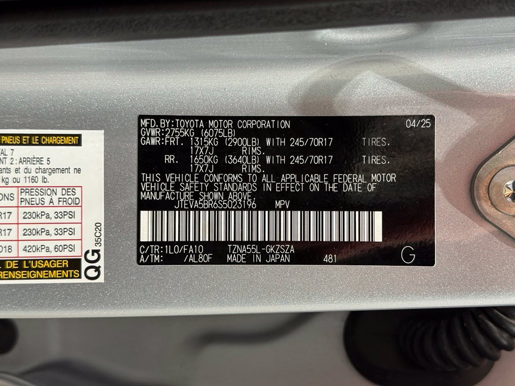 Certified 2025 Toyota 4Runner SR5 AWD/4WD image 30