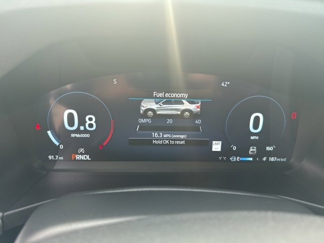 Used 2025 Ford Explorer Active image 19