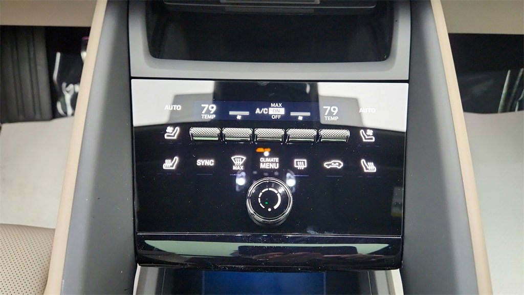 New 2025 Porsche Macan 4S Electric image 35