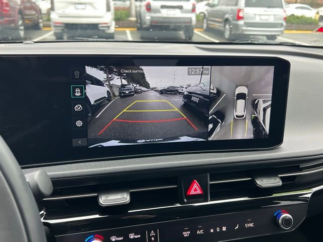 New 2025 Kia EV6 Light w/ Light LR Technology Package RWD image 24