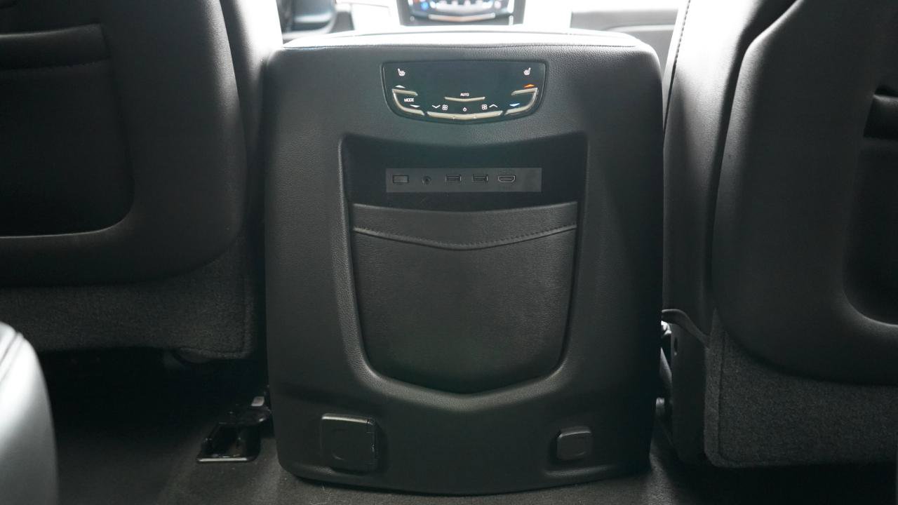 Used 2019 Cadillac Escalade ESV Luxury AWD/4WD image 65