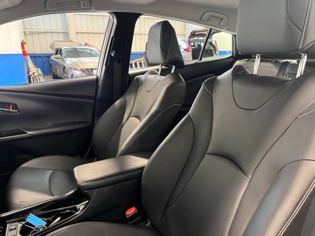 Used 2022 Toyota Prius Prime Limited image 23